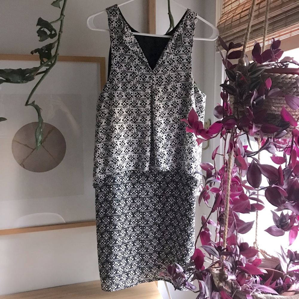 Geometric black and white patterned dress